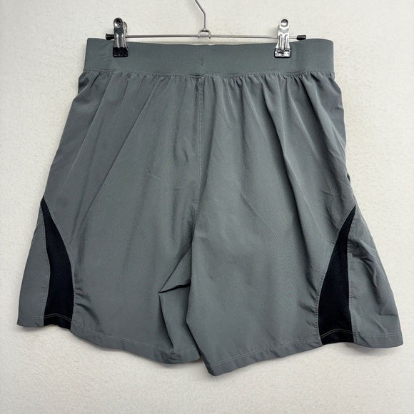Under Armour Men SpeedPocket Lined Running Shorts 1355426 Gray Size M - Picture 2 of 7